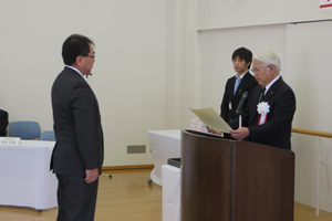 小松島市市制施行６5周年記念式典で表彰されました。